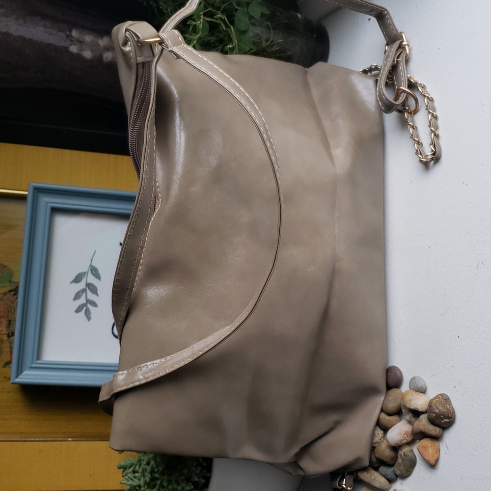 Womens Gray Vegan Leather Handbag. NWOT. - Picture 8 of 16